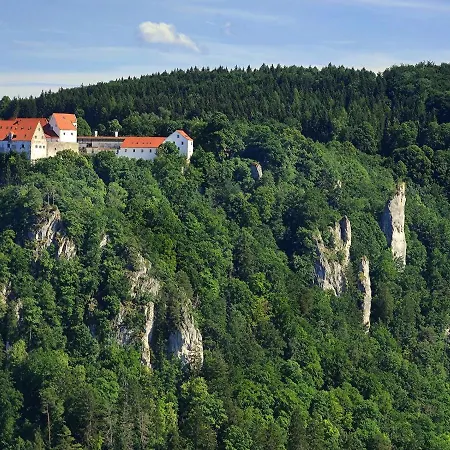 Prim Loge Apartahotel 4*